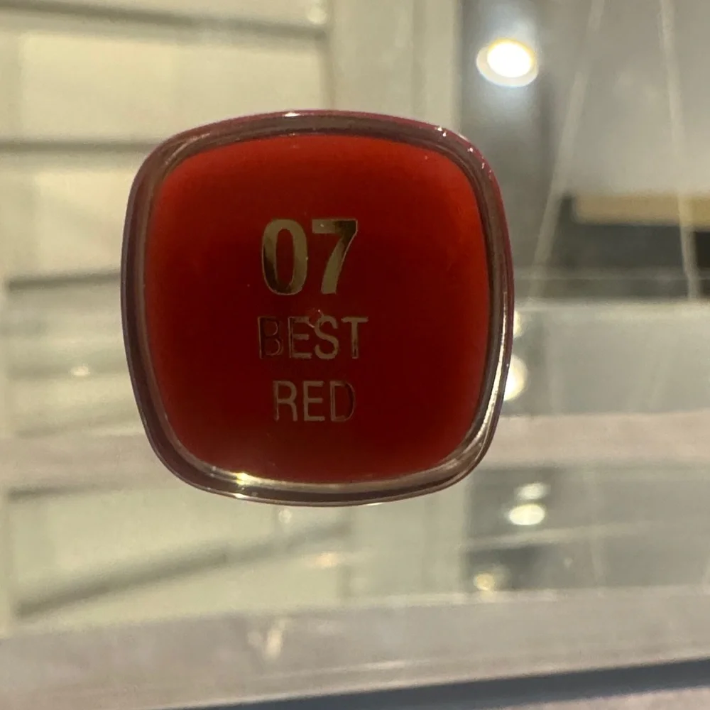 Milani Best Red‎  07 Lipstick  NEW